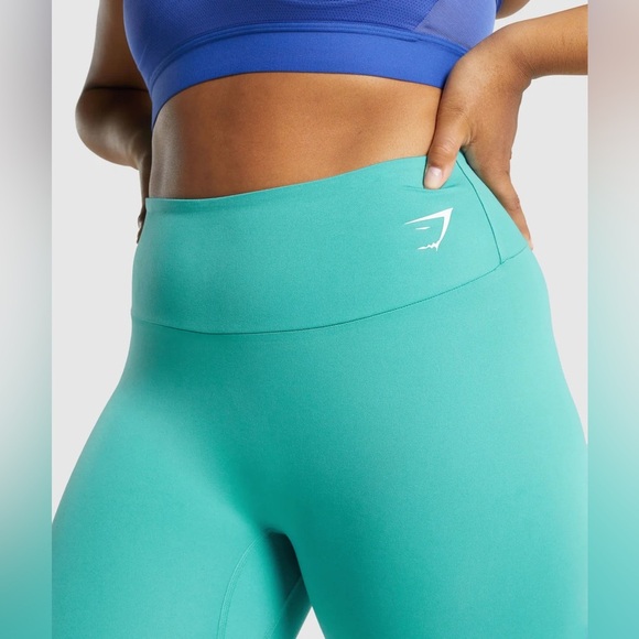 NWT Gymshark Capri Leggings- teal - Picture 7 of 8